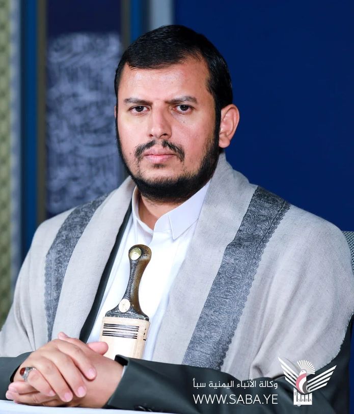 قائد الثورة: موقفنا ثابت رسميًا وشعبيًا في مواصلة الجهاد بفعالية وبتطوير أكبر للقدرات العسكرية