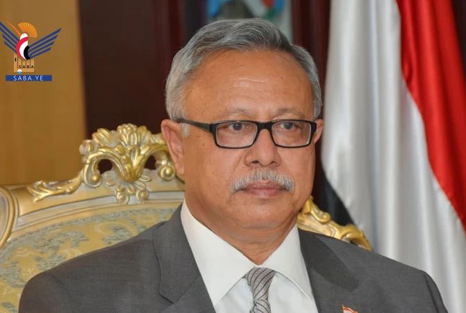 الدكتور بن حبتور يعزّي في وفاة الشيخ صالح محسن بن علي