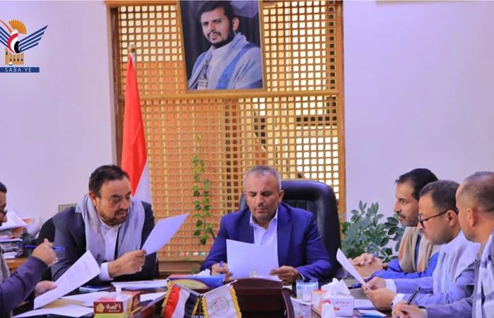 مناقشة التعاون بين وزارة الخدمة المدنية وصندوق ومشروع النظافة بالأمانة