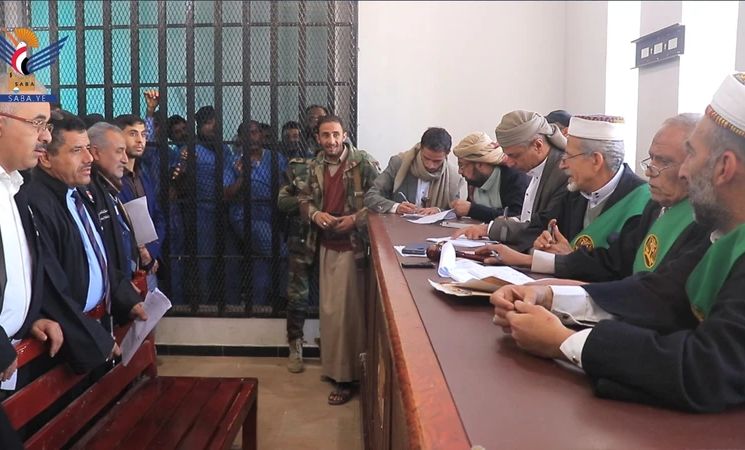 الشعبة الجزائية تؤيد إدانة 13 متهماً بالتخابر مع العدو وتقر أحكاماً بالإعدام والسجن