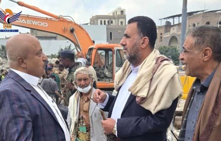 السياني يتفقد سير عمليات البحث والإنقاذ جراء العدوان الصهيوني على حي التحرير