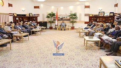رئيس الجمهورية يستقبل ممثلي ملتقى التضامن الشعبي اليمني مع الدكتور عبدالوهاب الحميقاني