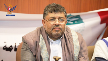 محمد علي الحوثي يعزي في وفاة العلامة أحمد الخزان