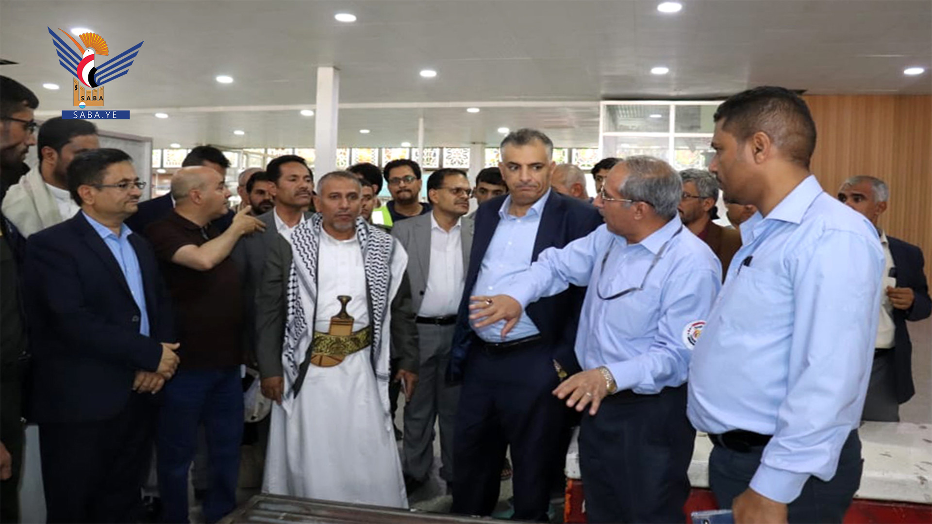 رئيس مصلحة الجمارك يؤكد جاهزية جمرك مطار صنعاء لاستقبال الرحلات