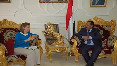 رئيس مجلس النواب يشيد بمواقف المملكة المتحدة الداعمة لوحدة وأمن واستقرار اليمن