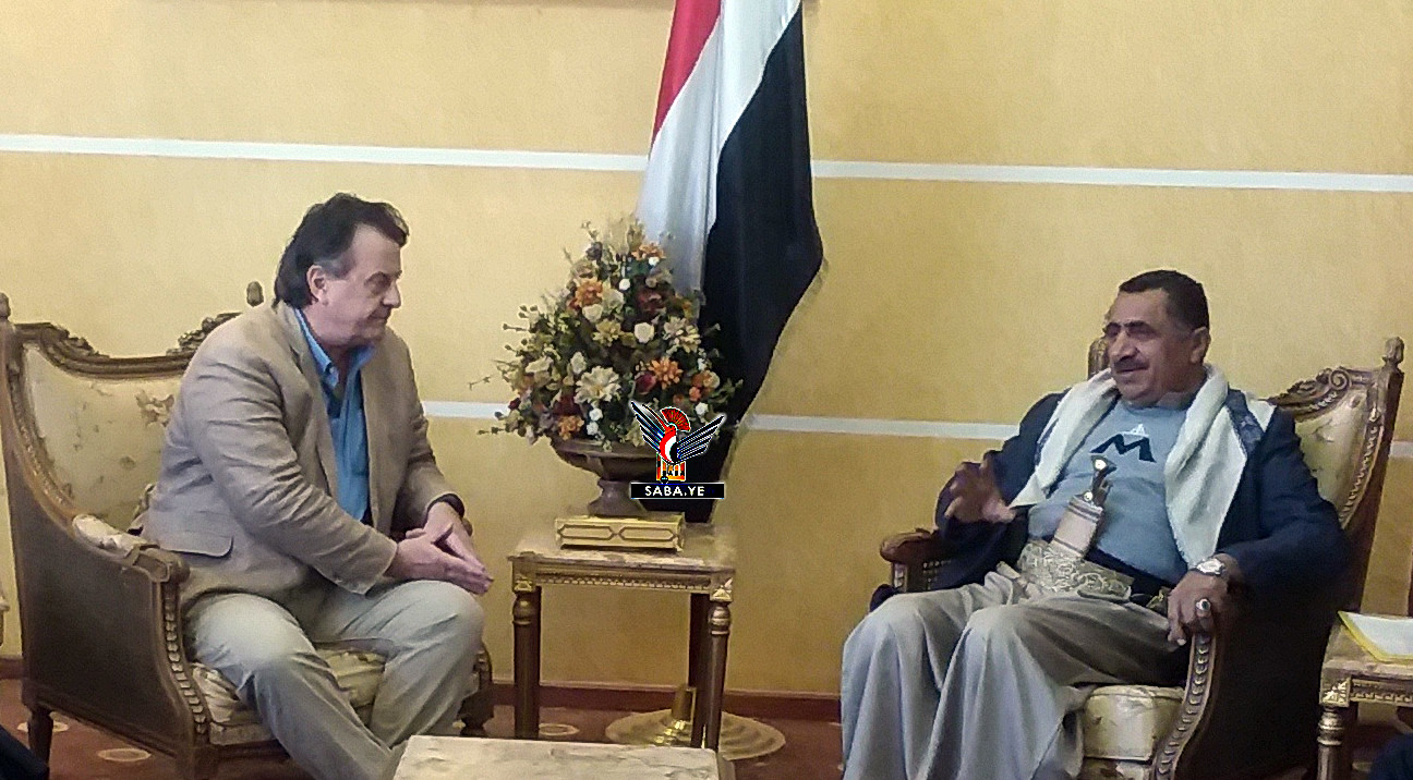 وزير النفط يلتقي المنسق المقيم للأمم المتحدة في اليمن