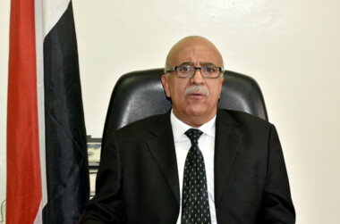 الرهوي يهنئ رئيس المجلس السياسي بالعيد الوطني الـ٣٣ للجمهورية اليمنية