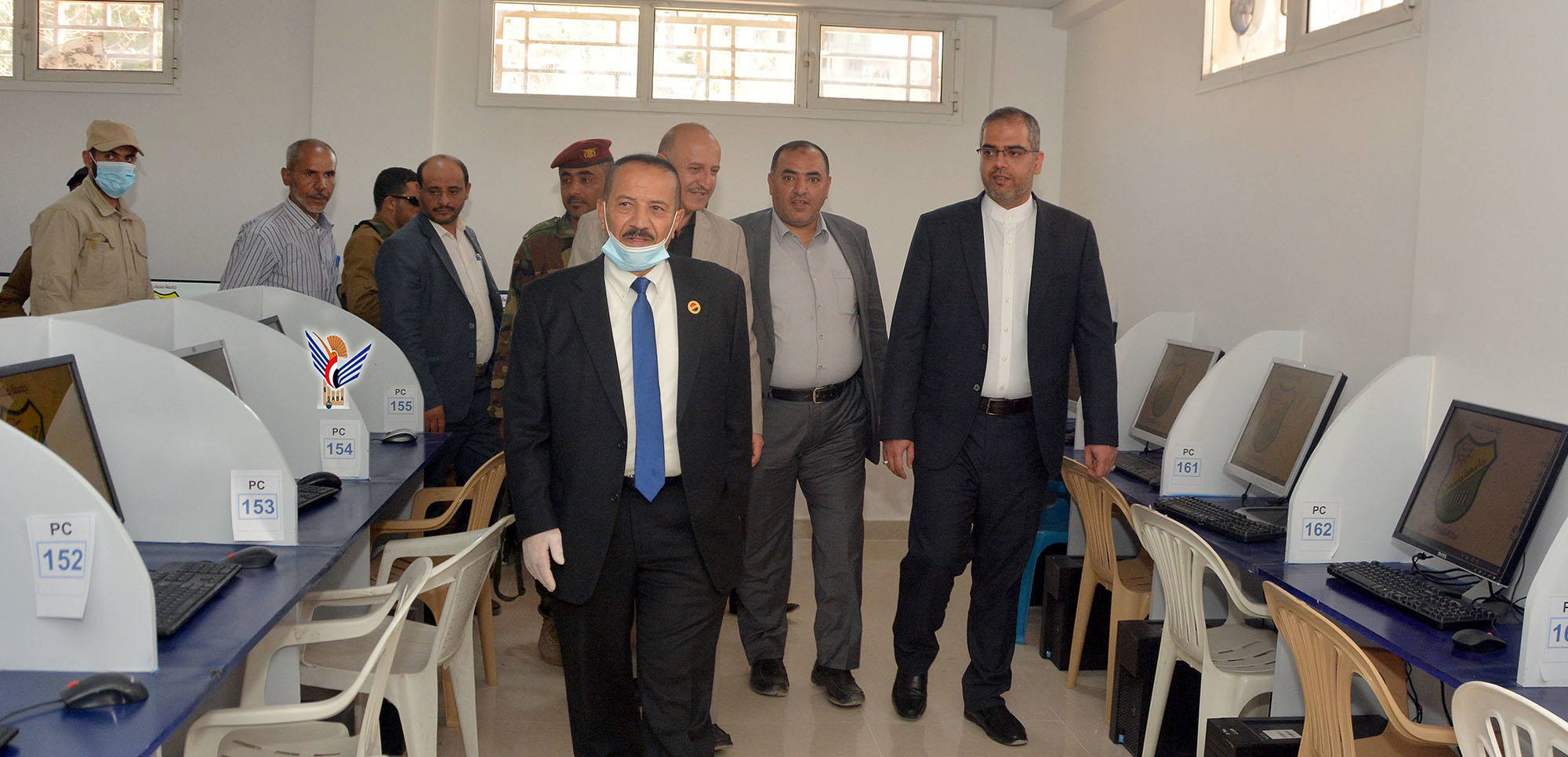وزير الخارجية يفتتح مركز الأبحاث والدراسات والتعليم عن بعد بجامعة صنعاء