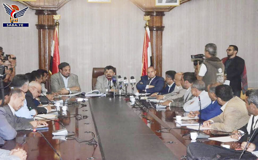 اجتماع برئاسة محمد علي الحوثي يناقش تنفيذ الخطة المرورية بأمانة العاصمة