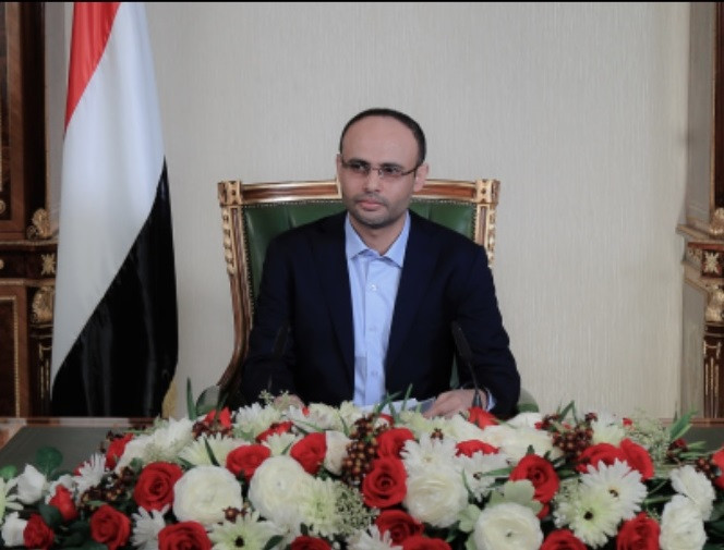 الرئيس المشاط يدعو الشعب اليمني إلى الإلتحام يداً واحدة للتصدي لكورونا