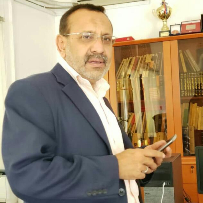 رئيس المركز الوطني للمعلومات يقدم التهاني والتبريكات للسيد عبدالملك بدر الدين الحوثي بمناسبة حلول عيد الفطر المبارك 