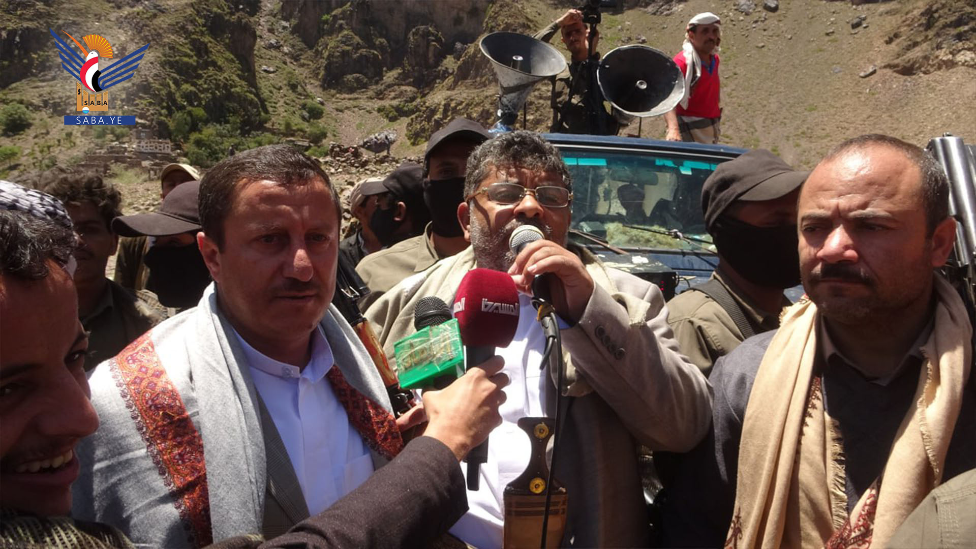 محمد علي الحوثي يُشرف على إنهاء قضية قتل في ضوران بذمار
